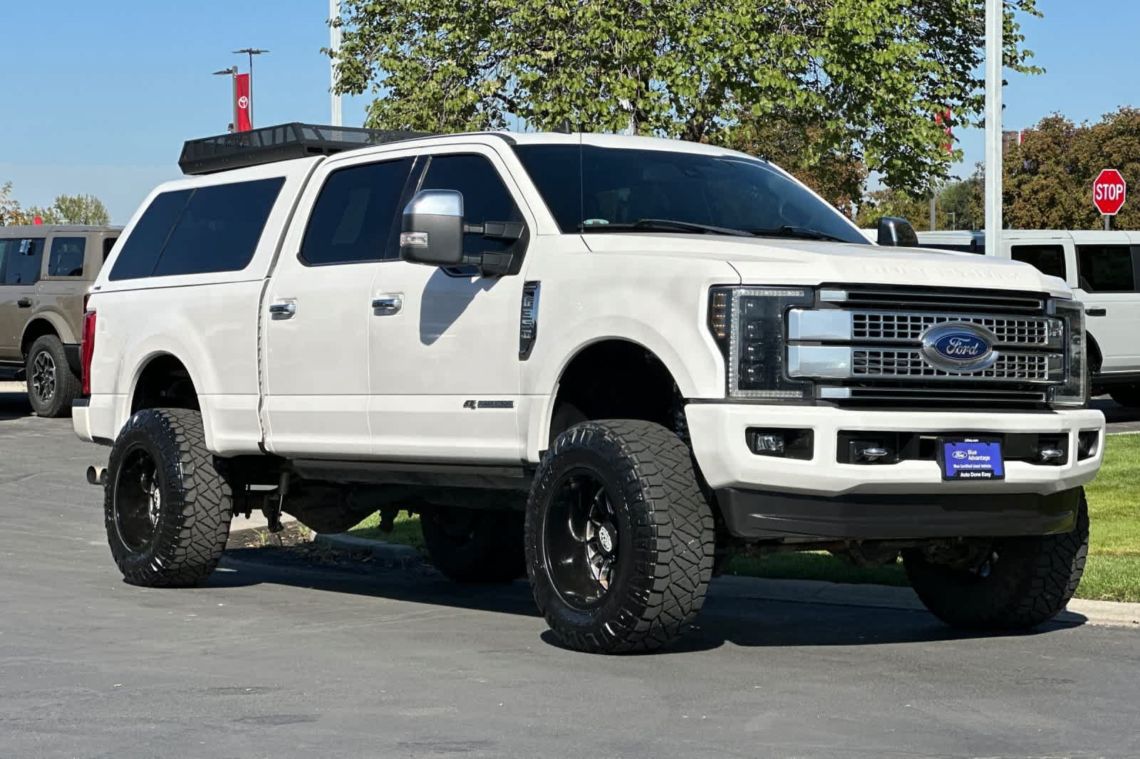 Certified 2019 Ford F350 Platinum w/ Platinum Ultimate Package AWD/4WD image 9