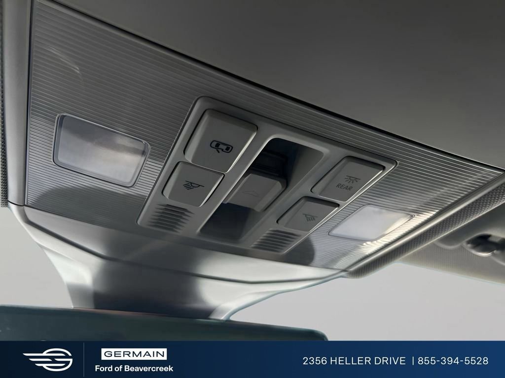 Used 2024 Volkswagen Jetta SE image 12