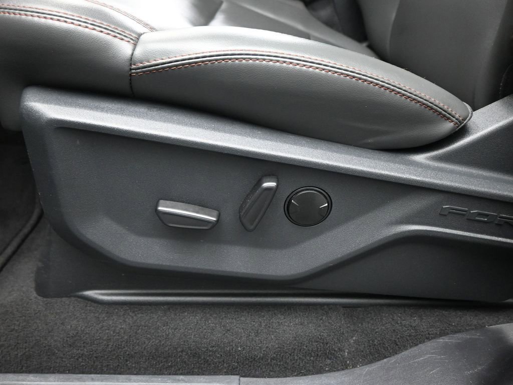 Certified 2025 Ford Expedition Max Active image 11