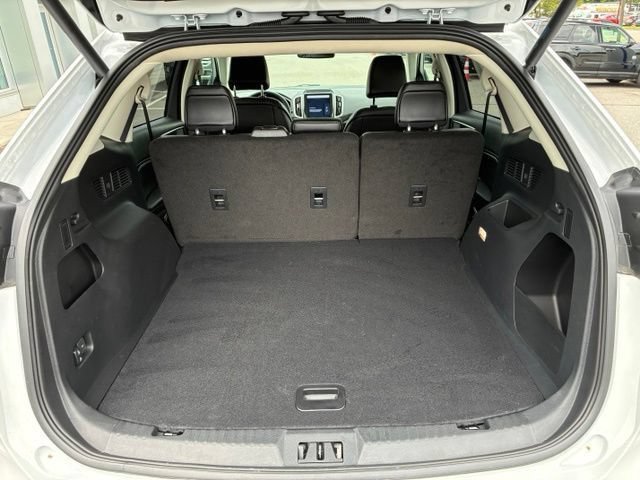 Certified 2024 Ford Edge SEL w/ Convenience Package AWD/4WD image 11
