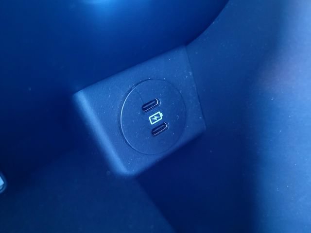 Certified 2025 Ford Explorer ST-Line AWD/4WD image 19
