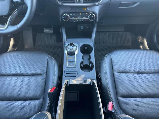 Certified 2022 Ford Escape SEL image 17