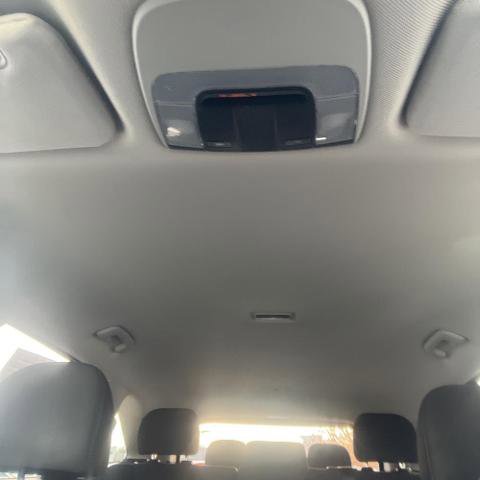 Used 2021 Kia Sorento LX image 19