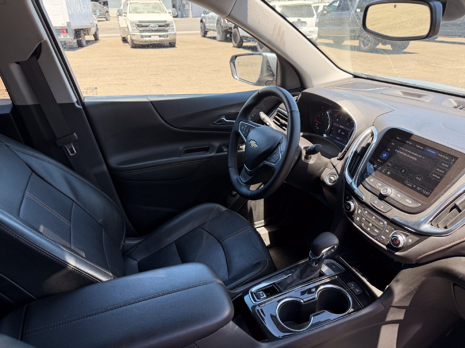 Used 2023 Chevrolet Equinox Premier AWD/4WD image 17