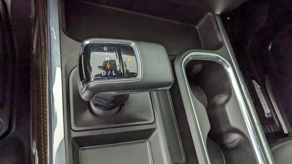 Used 2024 Chevrolet Silverado 1500 RST w/ Protection Package image 31