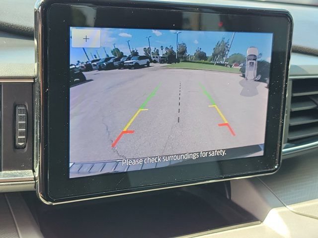 Certified 2023 Ford Explorer XLT w/ Equipment Group 202A RWD image 32