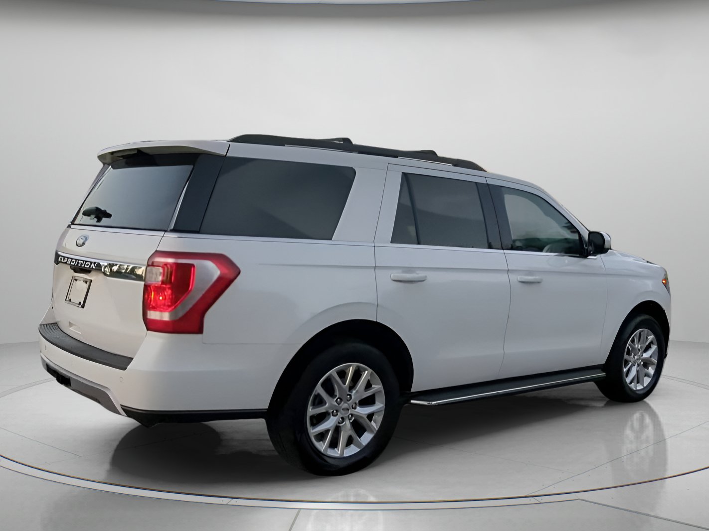 Certified 2021 Ford Expedition XLT RWD image 29
