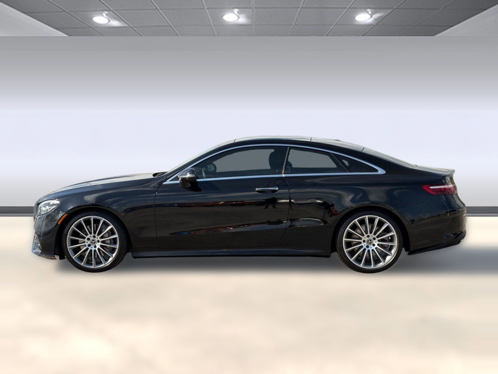 Used 2022 Mercedes-Benz E 450 Coupe image 6