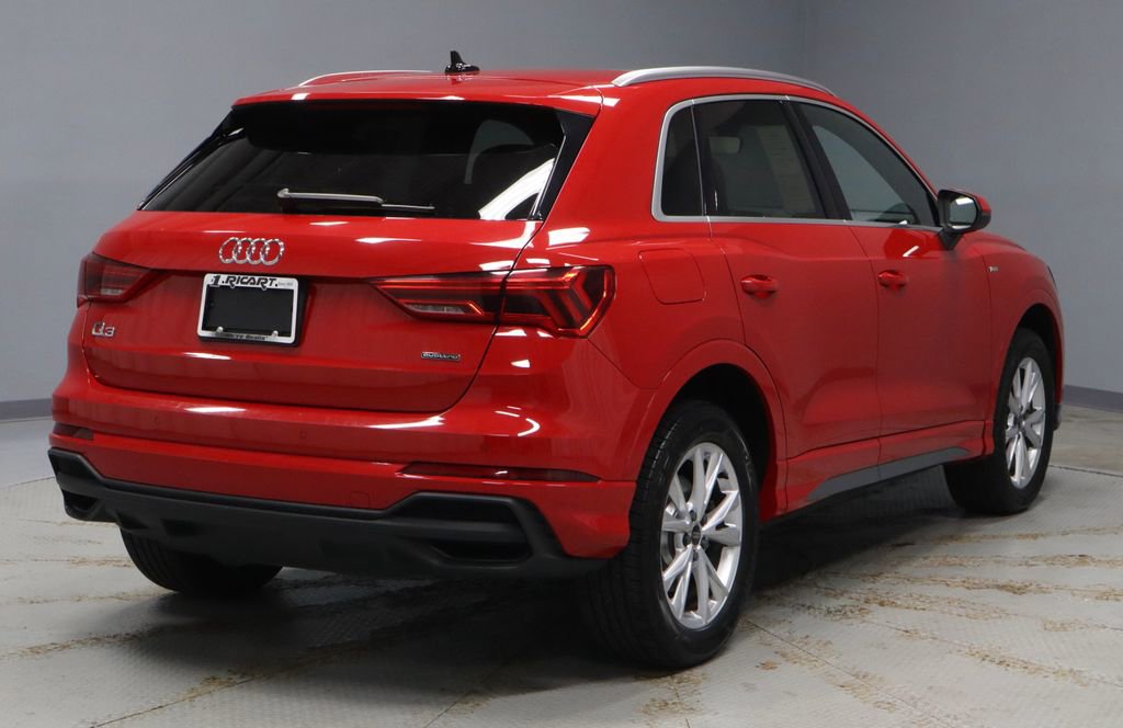 Used 2024 Audi Q3 2.0T Premium AWD/4WD image 11