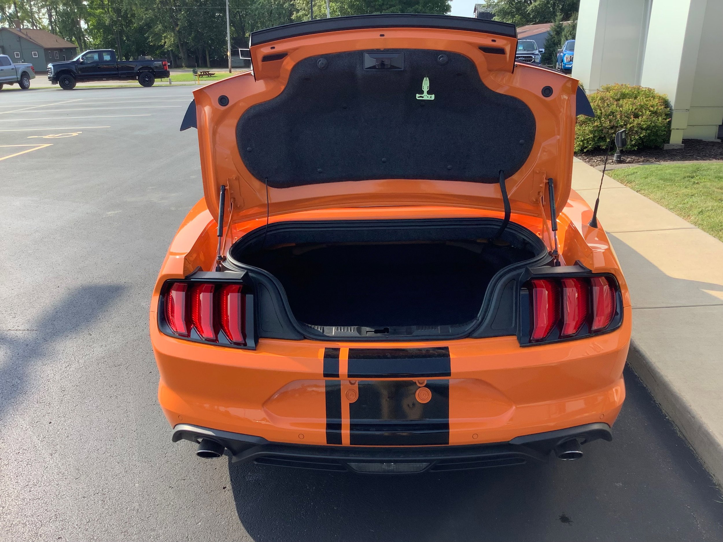Certified 2021 Ford Mustang Convertible w/ Equipment Group 101A RWD image 10