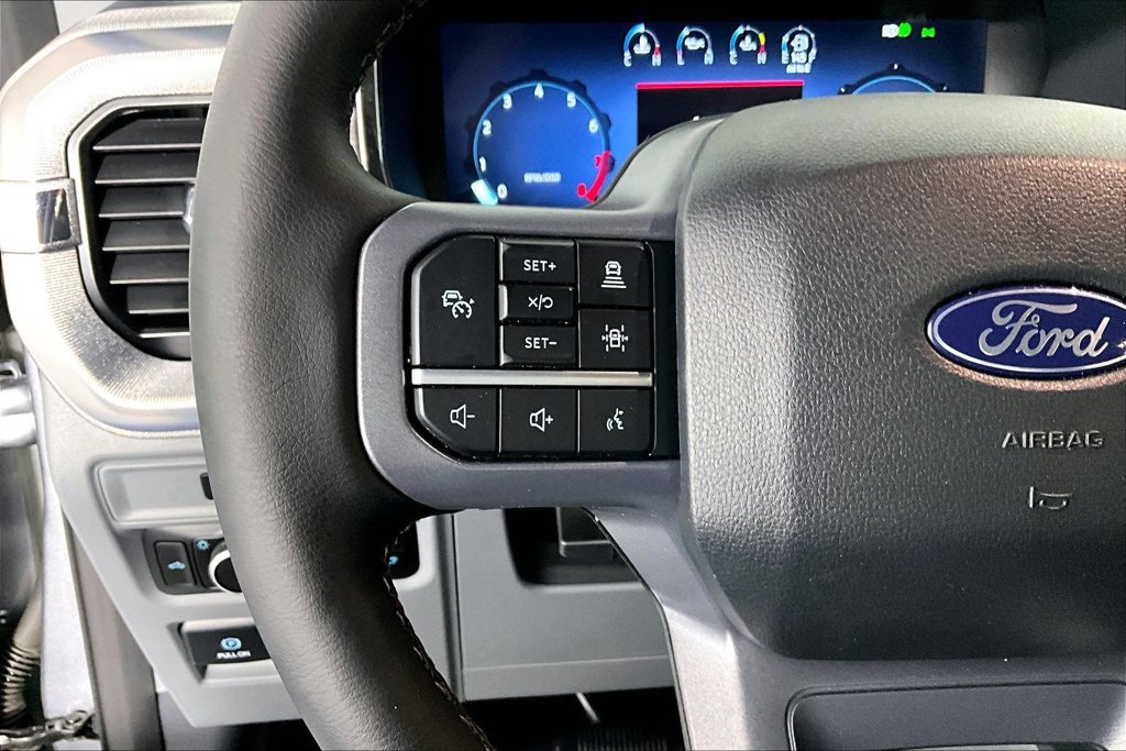 Certified 2025 Ford F150 Lariat w/ FX4 Off-Road Package AWD/4WD image 18