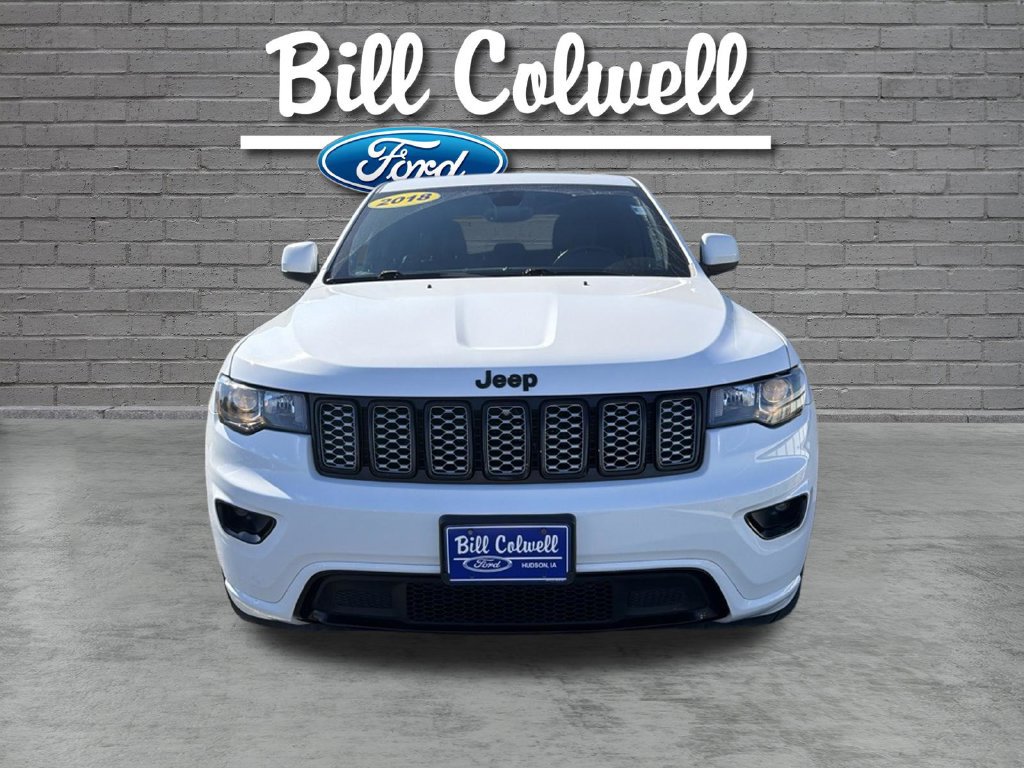 Used 2018 Jeep Grand Cherokee Altitude AWD/4WD image 10