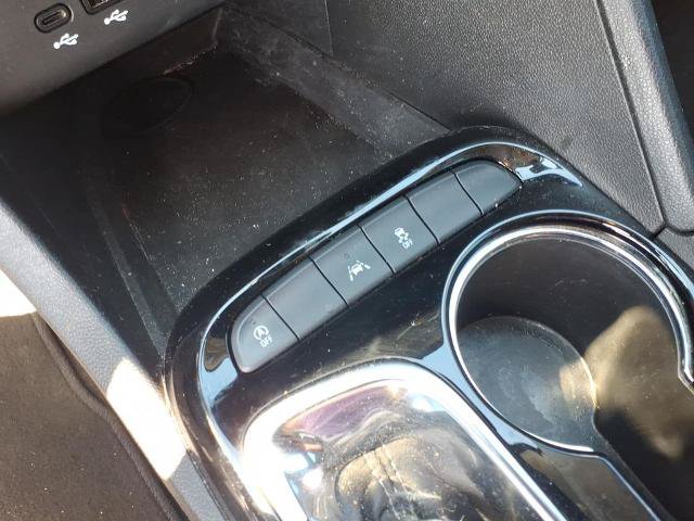 Used 2024 Buick Encore GX Sport Touring w/ Comfort Package FWD image 20