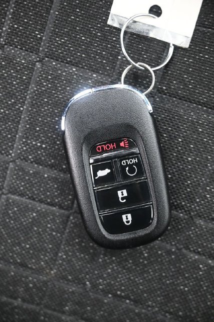Used 2025 Honda HR-V Sport image 15