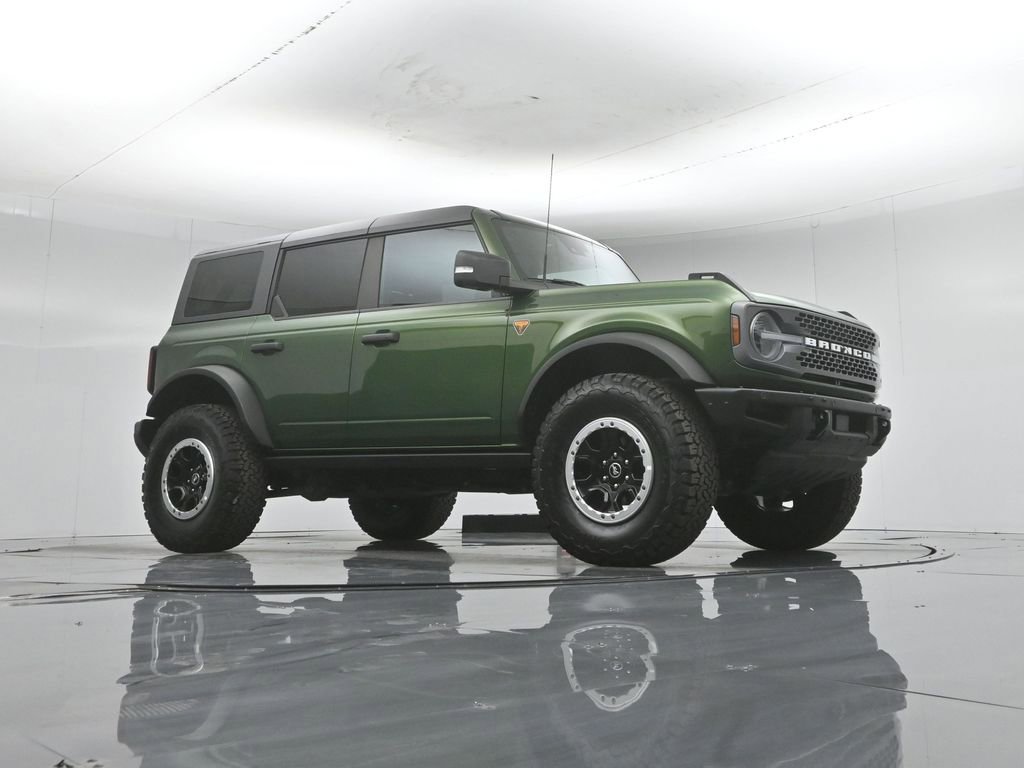 Certified 2023 Ford Bronco Badlands w/ Sasquatch Package AWD/4WD image 56