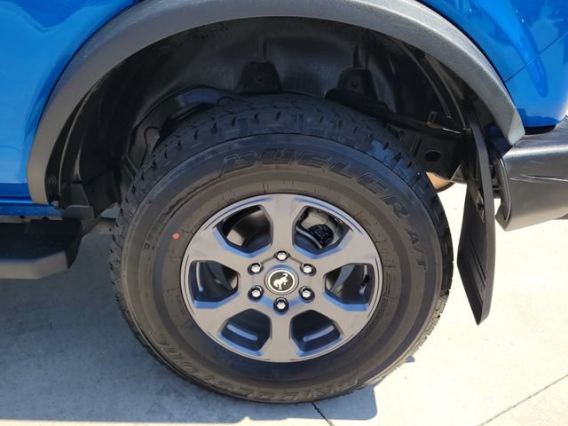 Certified 2023 Ford Bronco Big Bend w/ Sasquatch Package AWD/4WD image 12