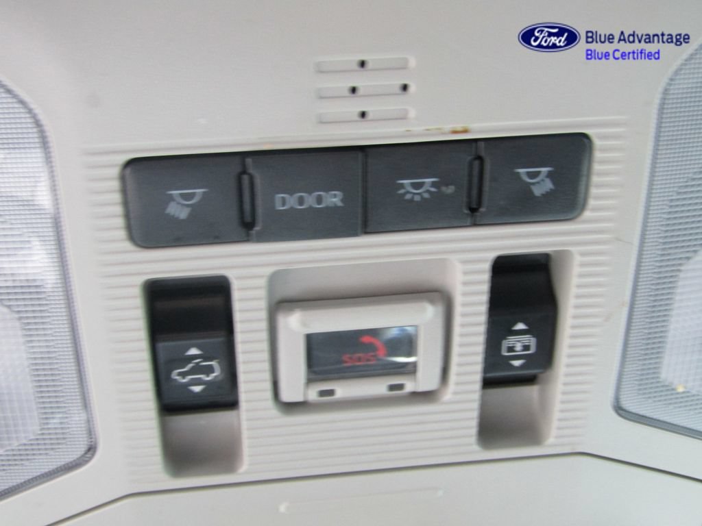 Used 2022 Toyota RAV4 Limited AWD/4WD image 58