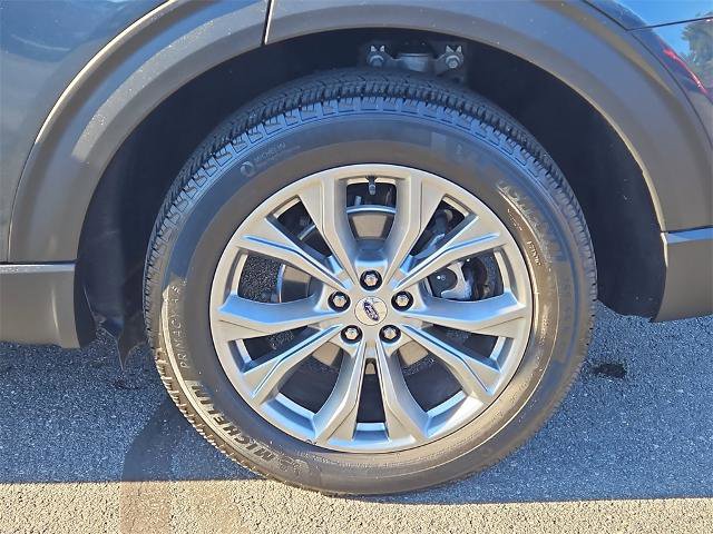Certified 2022 Ford Explorer XLT w/ Equipment Group 202A image 27