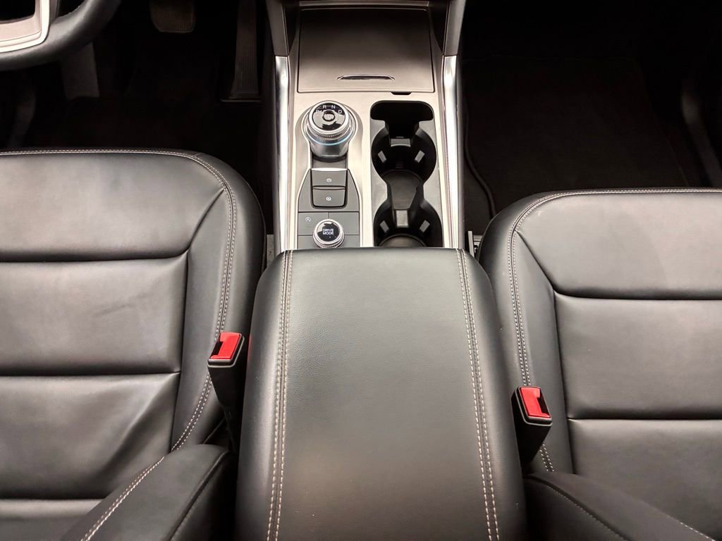 Certified 2023 Ford Explorer XLT w/ Equipment Group 202A image 25