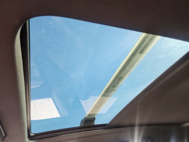 Used 2022 Volkswagen Atlas Cross Sport SE image 23