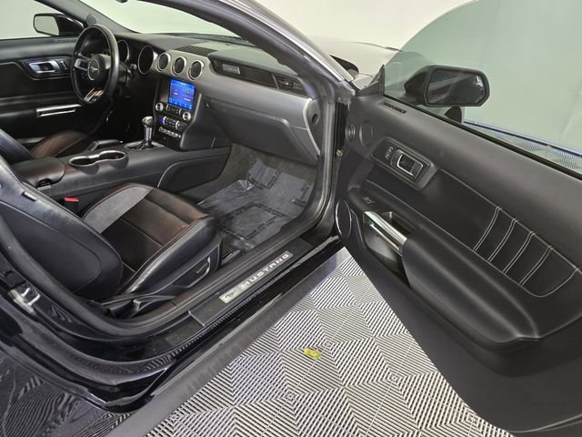 Certified 2022 Ford Mustang Premium RWD image 12