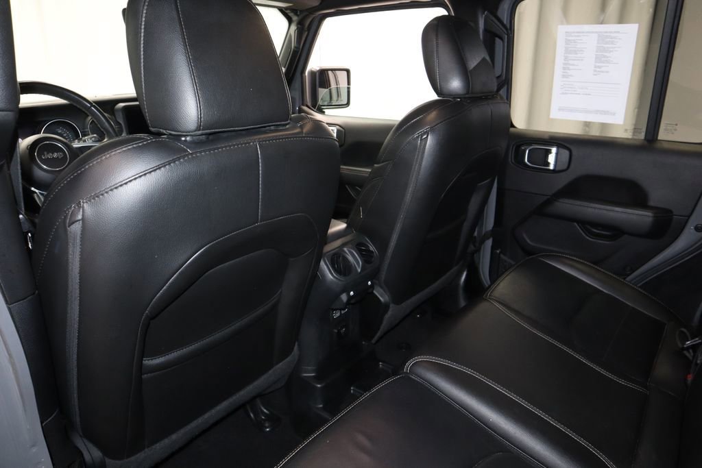 Used 2023 Jeep Wrangler Unlimited Sahara AWD/4WD image 21