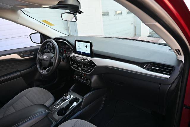 Certified 2022 Ford Escape SE w/ Cold Weather Package FWD image 20