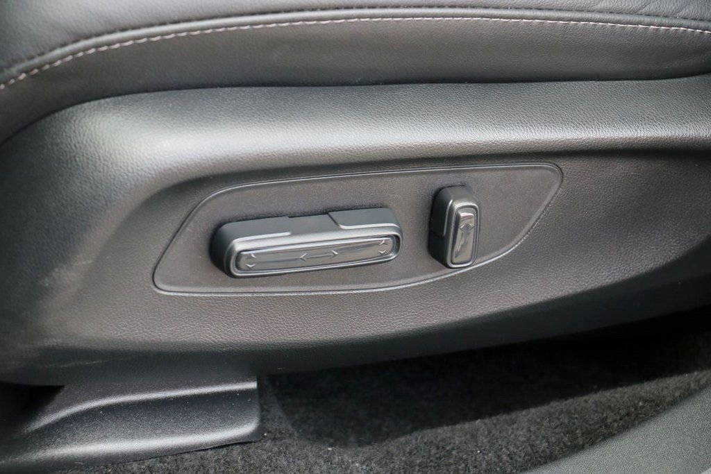 Used 2025 Honda HR-V EX-L image 18