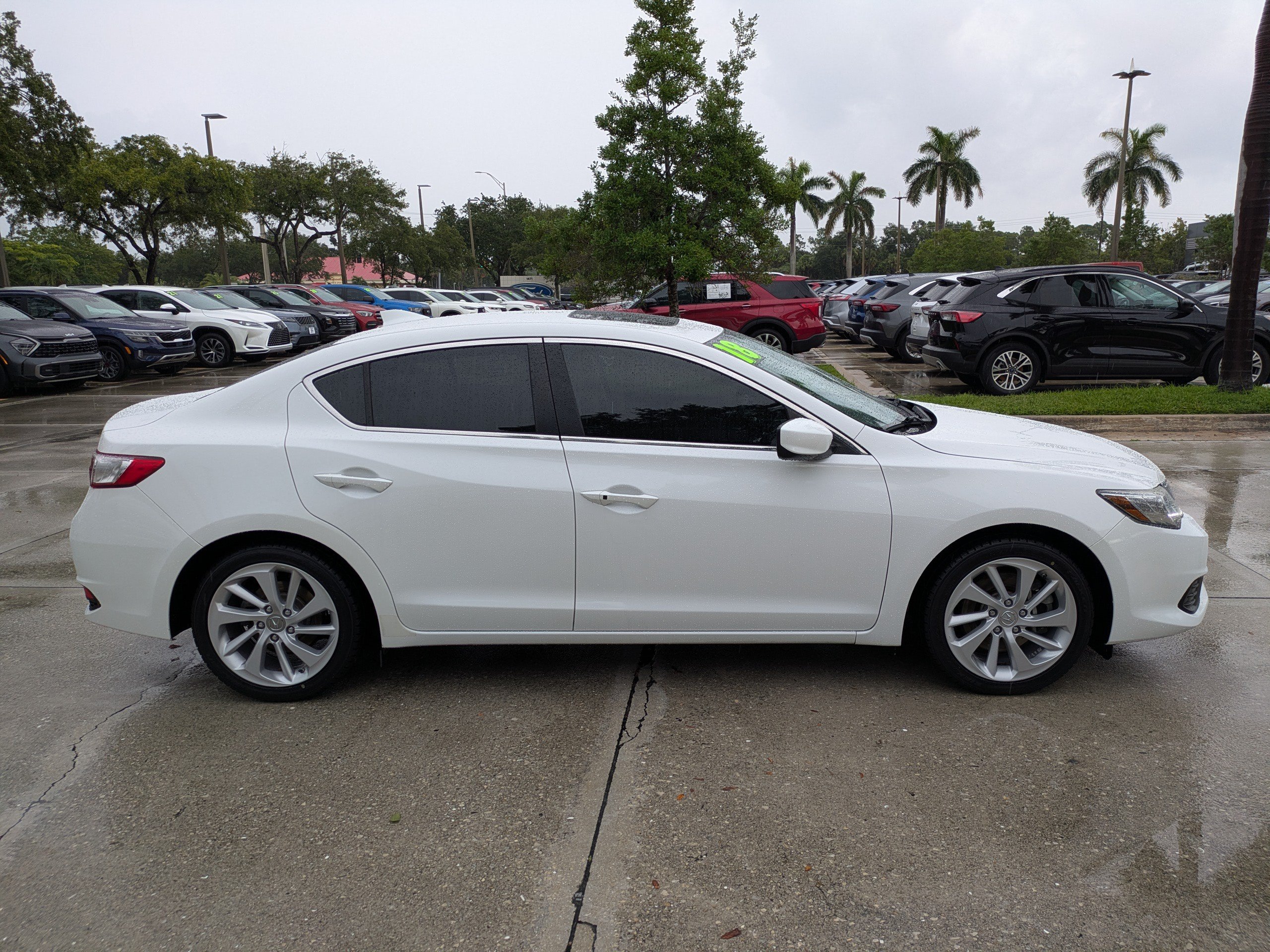 Used 2018 Acura ILX FWD image 3
