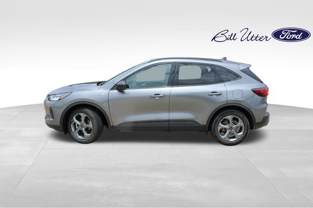 Certified 2025 Ford Escape ST-Line FWD image 8