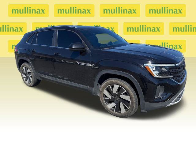 Used 2024 Volkswagen Atlas Cross Sport SE AWD/4WD image 1