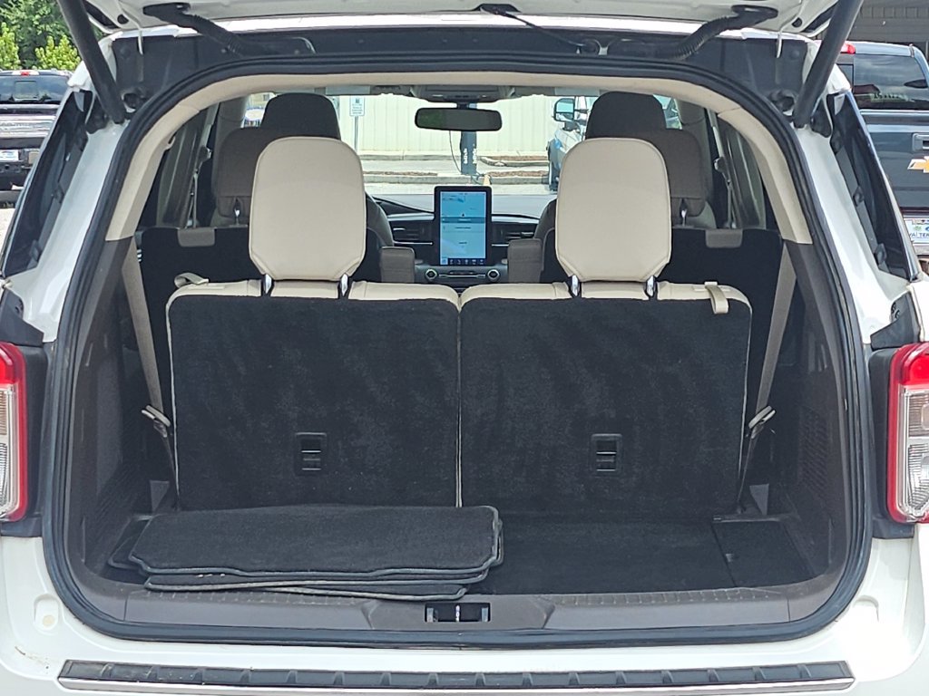 Certified 2020 Ford Explorer Platinum w/ Premium Technology Package AWD/4WD image 19