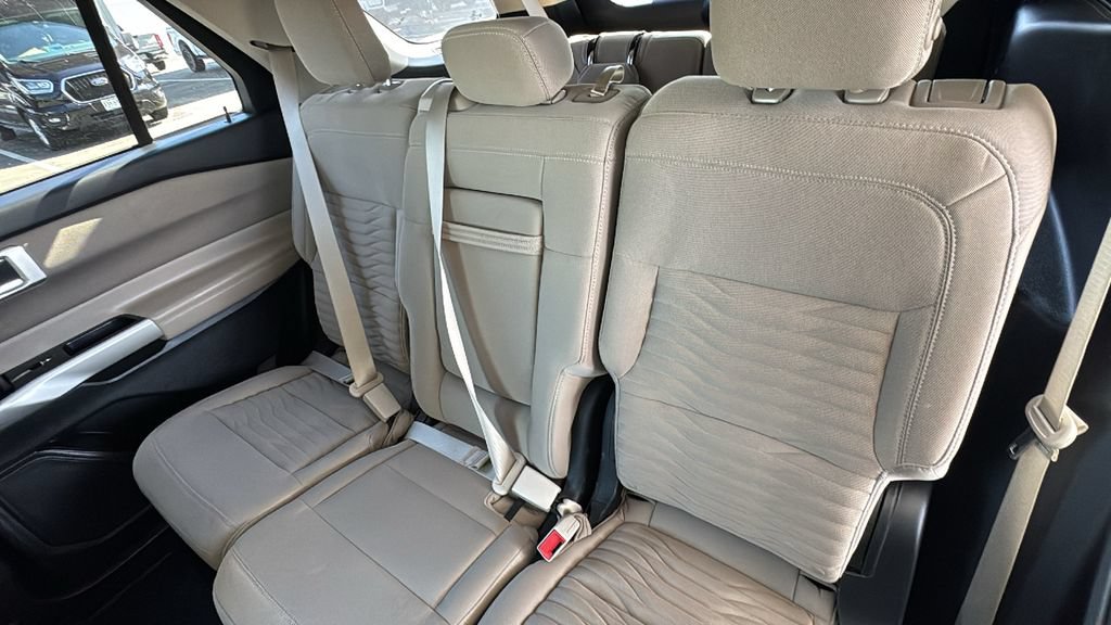 Certified 2020 Ford Explorer XLT RWD image 23
