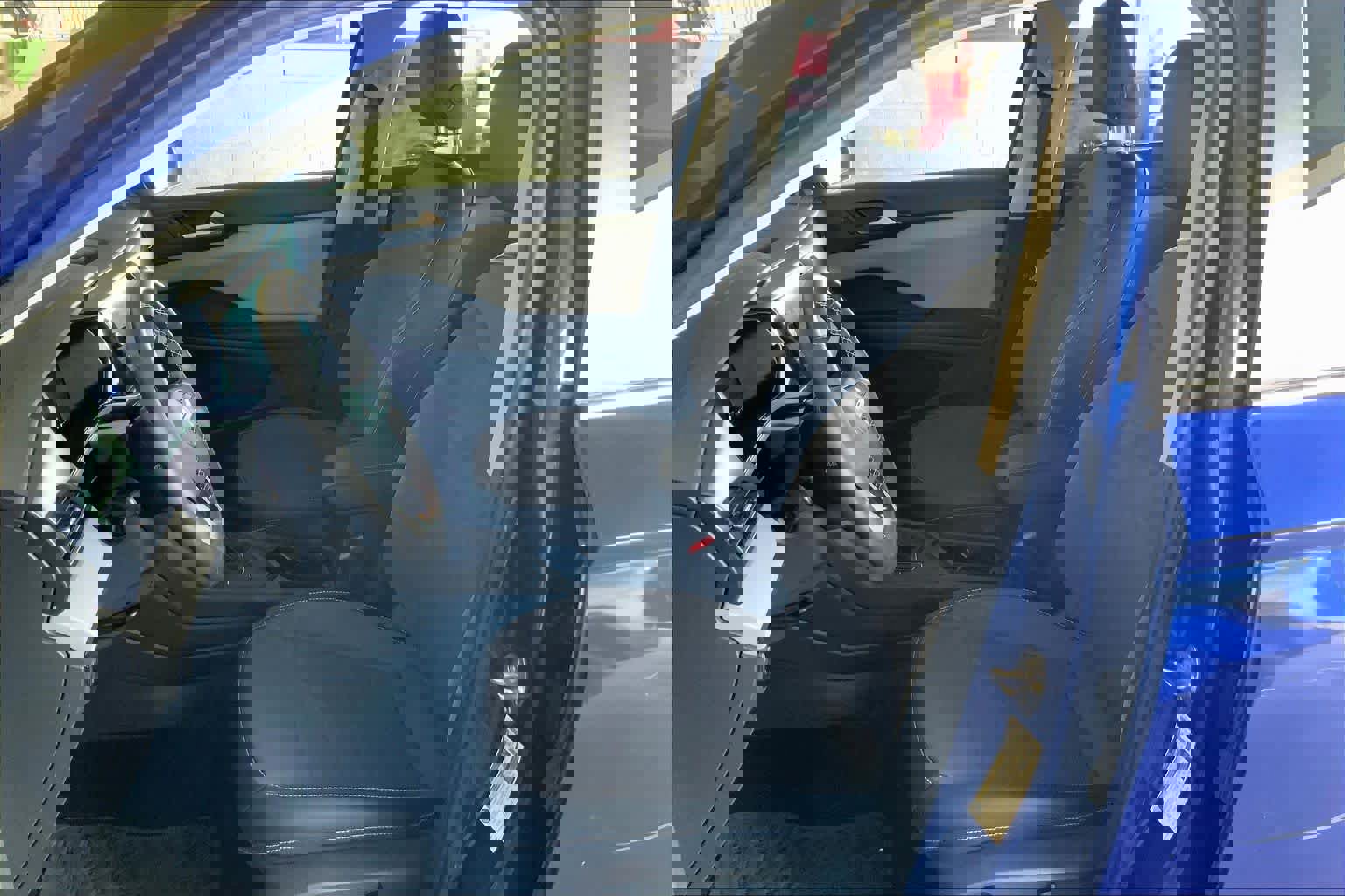 Used 2022 Volkswagen Taos SE image 9