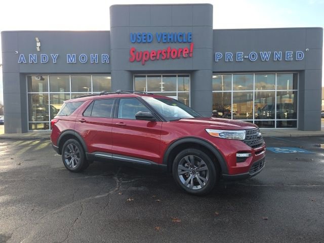 Certified 2023 Ford Explorer XLT w/ Equipment Group 202A image 1