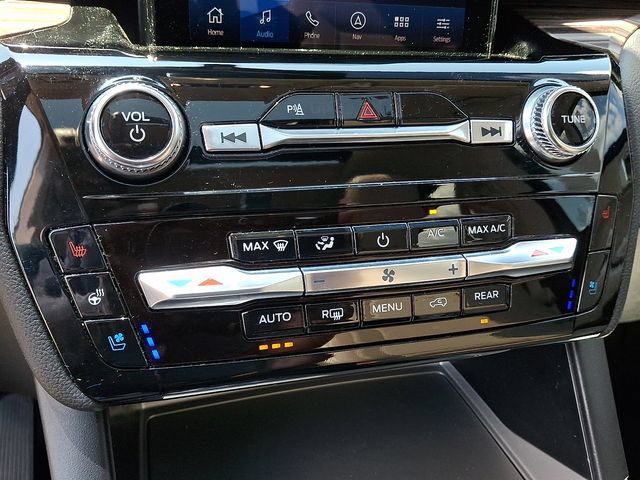 Certified 2024 Ford Explorer Limited w/ Limited Technology Package RWD image 12