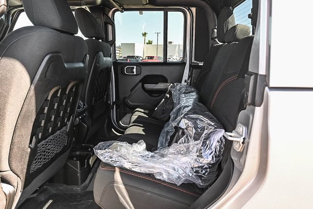Used 2021 Jeep Gladiator Mojave w/ Trailer Tow Package AWD/4WD image 21