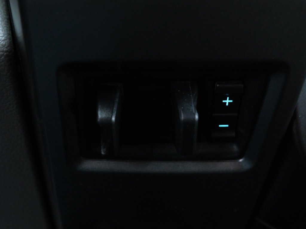Certified 2022 Ford F350 XLT AWD/4WD image 21