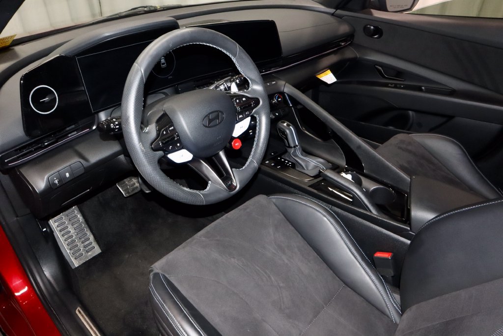 Used 2025 Hyundai Elantra N FWD image 26