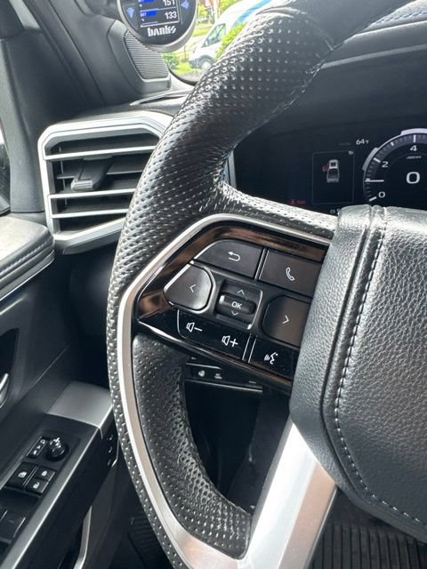 Used 2024 Toyota Tundra Platinum AWD/4WD image 25