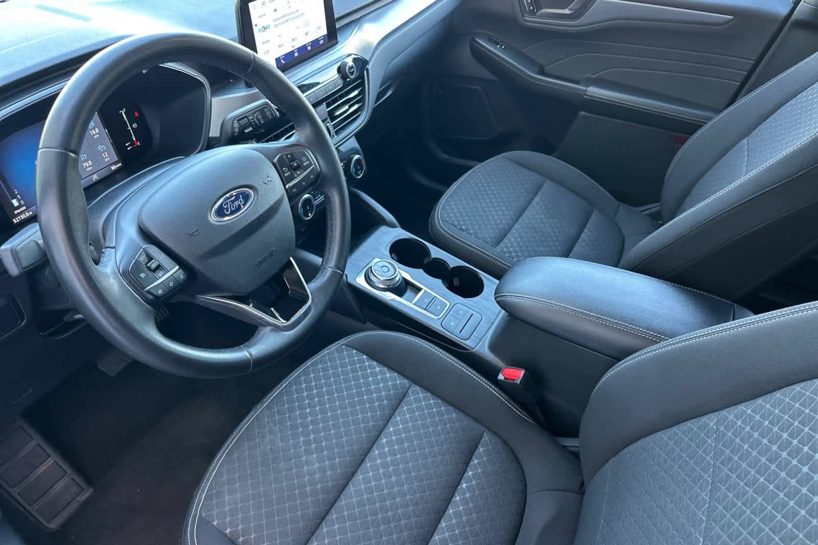 Certified 2024 Ford Escape Active FWD image 12