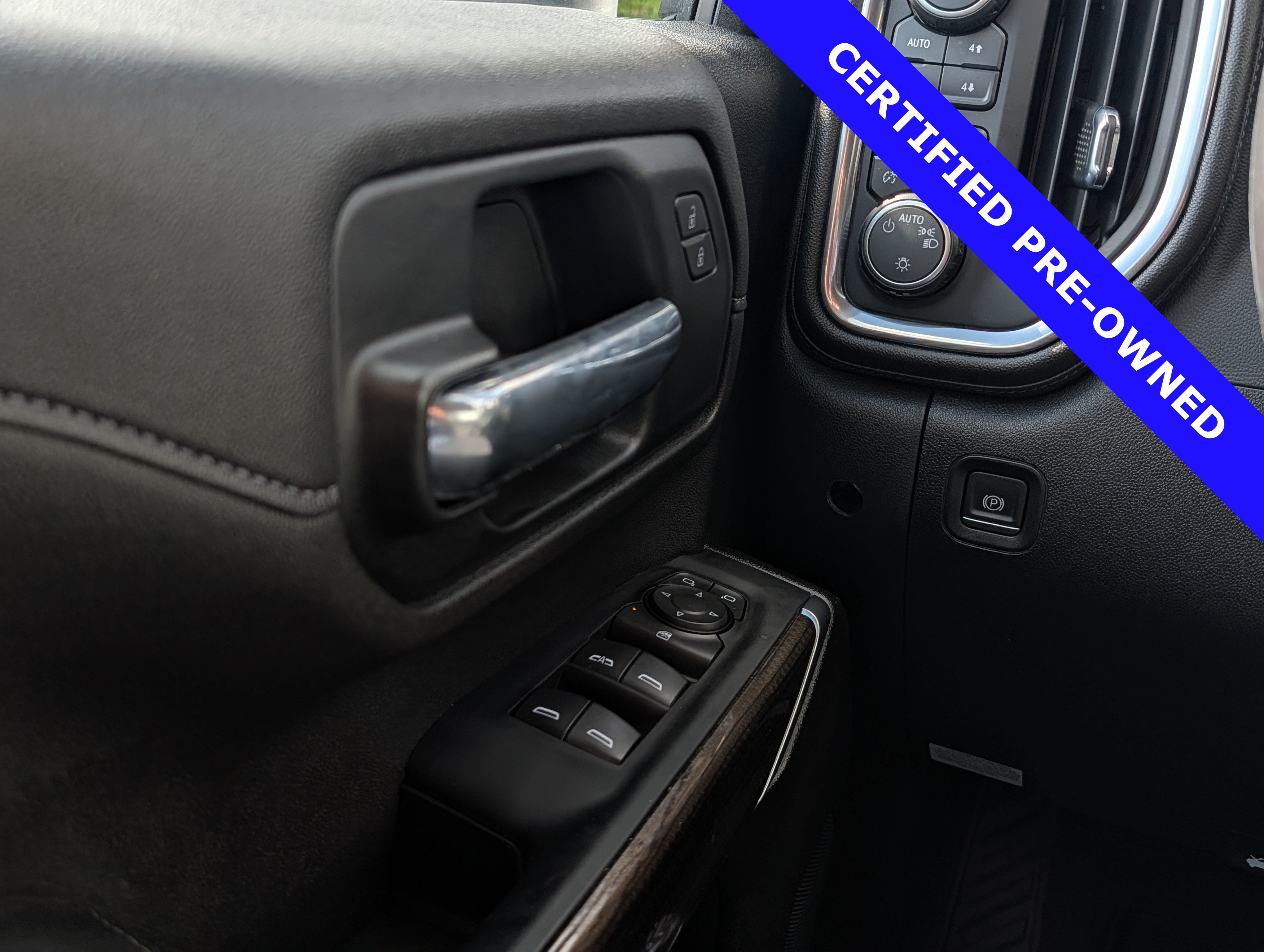 Used 2022 Chevrolet Silverado 3500 LT w/ Convenience Package AWD/4WD image 27