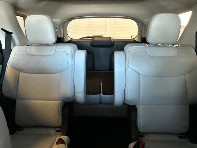 Certified 2026 Ford Explorer Platinum w/ LUX Leather Package AWD/4WD image 19