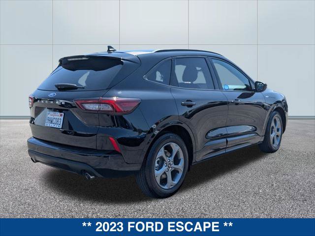 Certified 2023 Ford Escape ST-Line w/ Tech Pack #1 FWD image 5