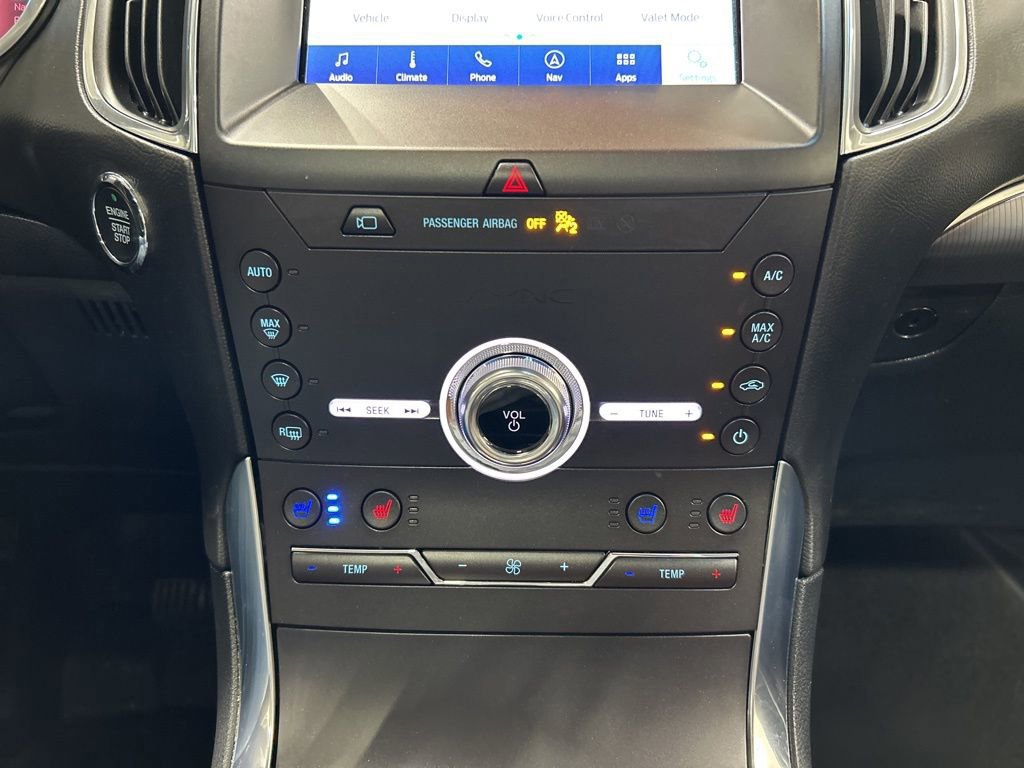 Certified 2020 Ford Edge Titanium w/ Equipment Group 301A AWD/4WD image 23