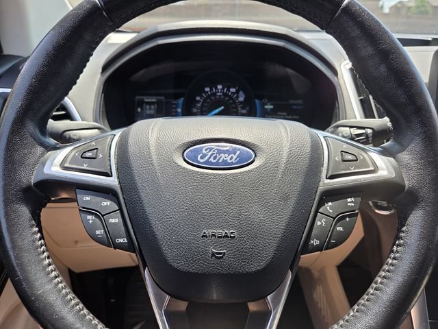 Certified 2022 Ford Edge Titanium AWD/4WD image 21