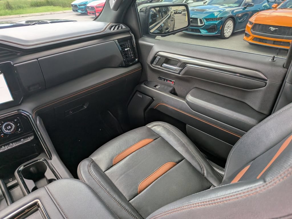 Used 2022 GMC Sierra 1500 AT4 w/ AT4 Premium Package AWD/4WD image 19