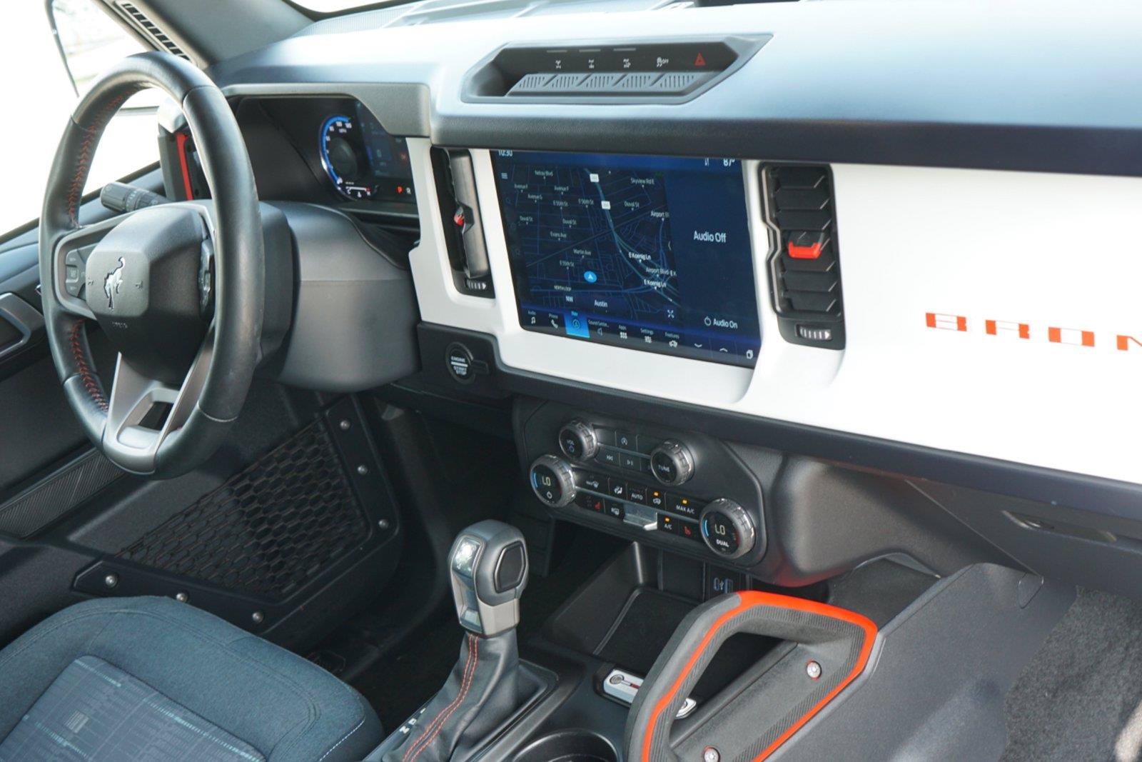 Certified 2023 Ford Bronco Heritage Edition AWD/4WD image 29