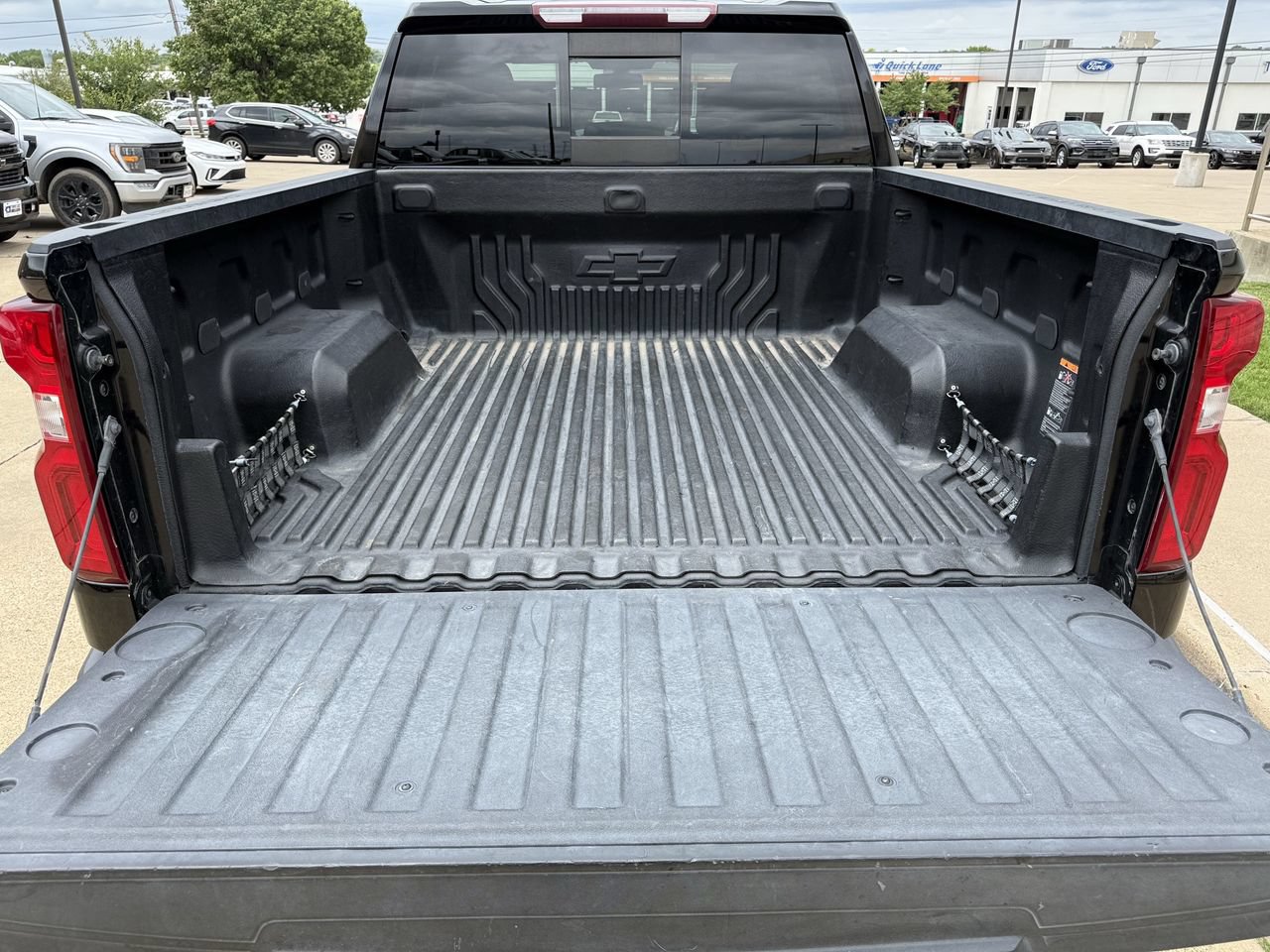 Used 2019 Chevrolet Silverado 1500 LTZ w/ LTZ Plus Package AWD/4WD image 27
