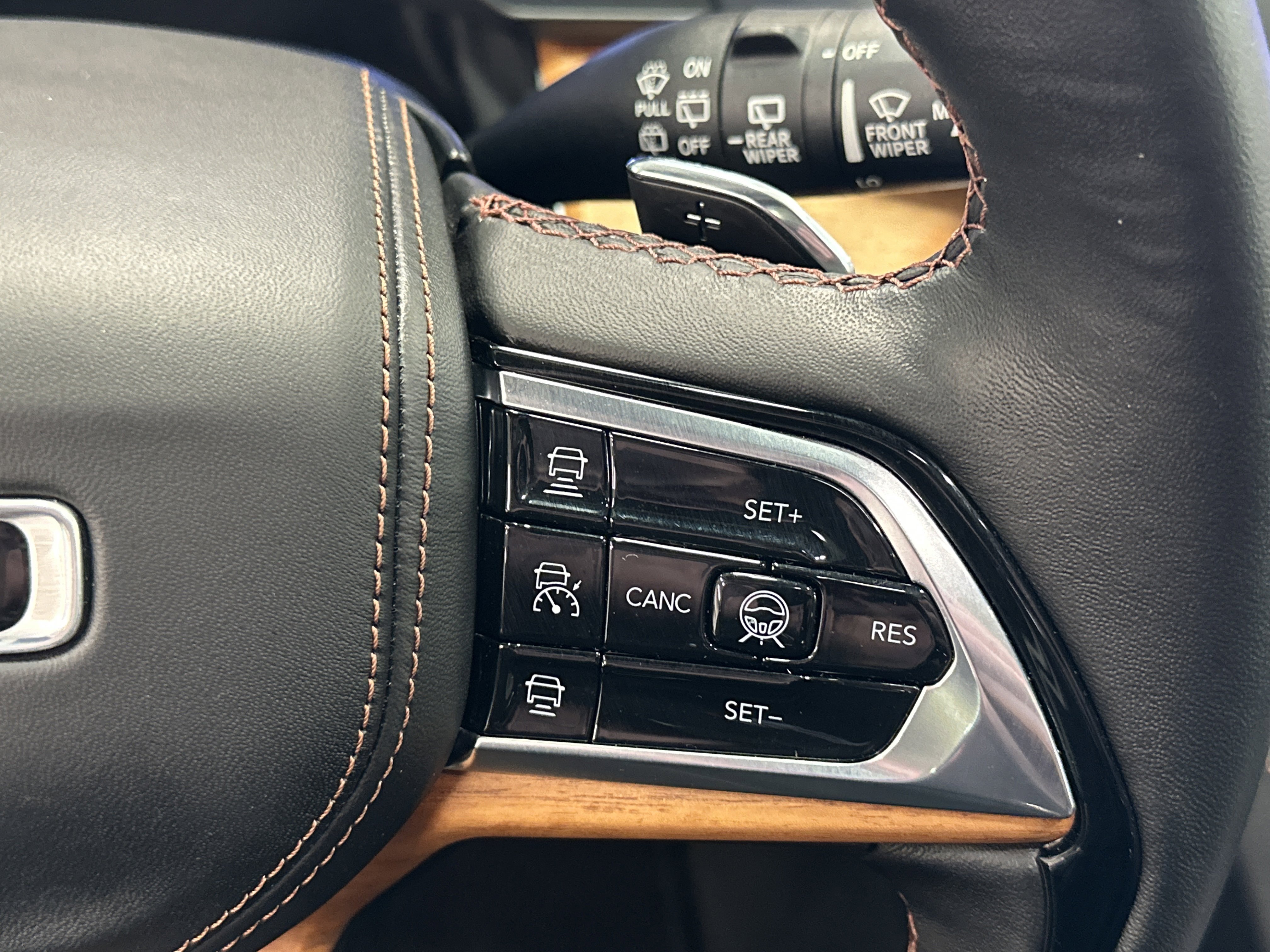 Used 2022 Jeep Grand Cherokee Summit image 35